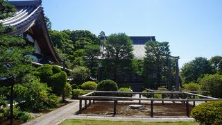 山門から境内に入った第一印象は