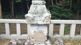小倉宮教尊王の墓