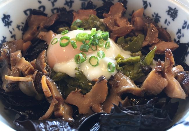 サザエ丼