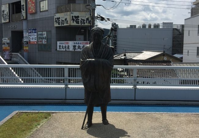 石山寺へ 京阪石山駅