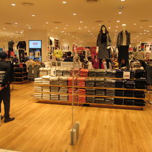 ユニクロ (サイアムパラゴン店)