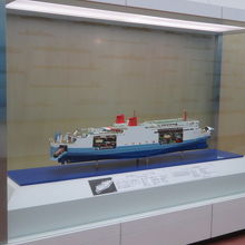 船の模型が展示されています