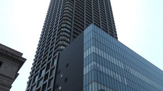 北浜駅直結の高層タワーの地下１階～地上３階