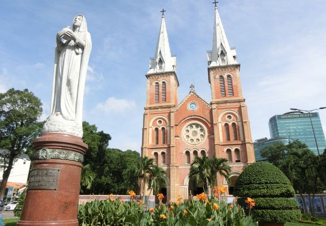 サイゴン大教会 聖母マリア教会 クチコミ アクセス 営業時間 ホーチミン フォートラベル