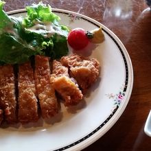 メインのとんかつ