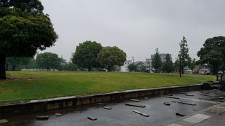 川崎大師に隣接する施設充実の公園