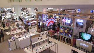 バンコクの携帯電話、家電事情が分かります