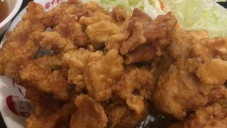 デカ盛り唐揚げ定食がすごい！！