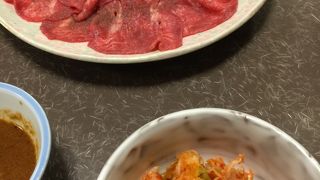 熊本駅まで少し距離があるが、大衆的でリーズナブルに楽しめる