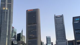 金融ビジネスの国。