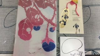 センス良いアート関連の雑貨が揃っています