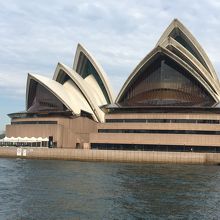 フェリーから見た　オペラハウス