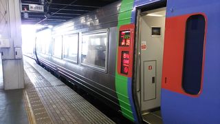 場合によっては指定席でもリニューアル前のシートの座席になる場合があります