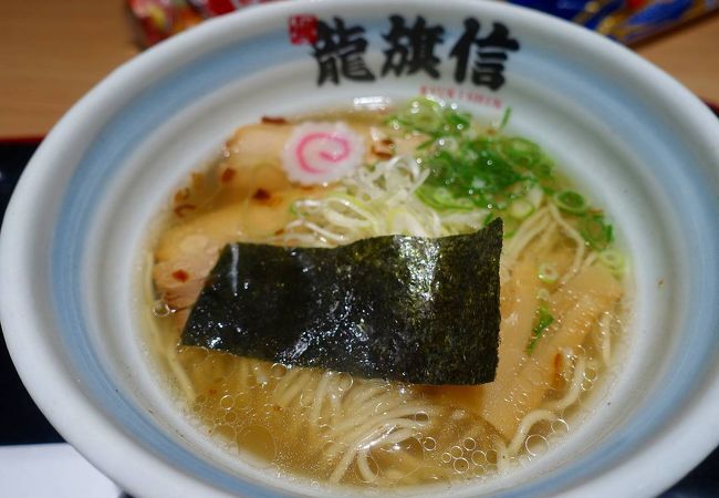 関西国際空港で塩系ラーメン