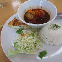 スープカレーが美味しかったです。