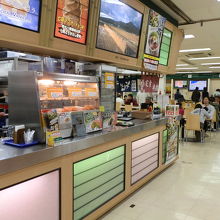 フードコートです。