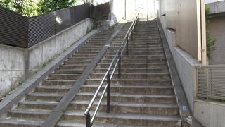 上りと下りで段数が違うと言われている階段 By Tottoko7777 おばけ階段のクチコミ フォートラベル
