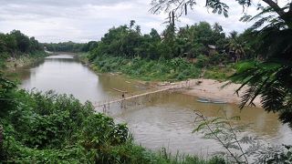 メコン川の支流。本流にはない趣のある川だった