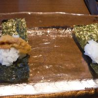 岩内産の生うにと深川産のゆめぴりか