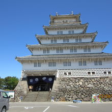 立派過ぎる城の正面
