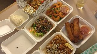 テイクアウトをお部屋で