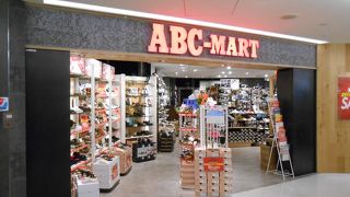 成田空港のABCマート