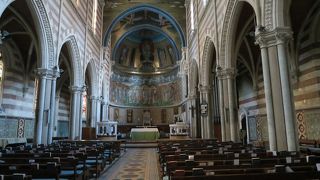 夜８時に訪問しました。