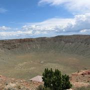 巨大隕石の衝突跡が残る