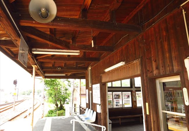 （浜松）木造のレトロな駅
