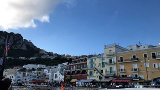 カプリ島の玄関口