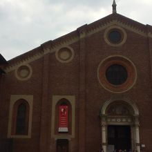 サンタ マリア デッレ グラツィエ教会と”最後の晩餐”の建物