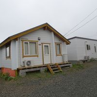 宿泊したコテージ、隣は少し狭いかな？