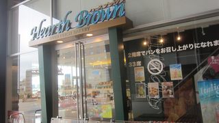 エクセル南の入口にありるパン屋さんです