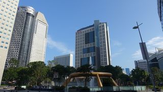 広大なショッピングセンター