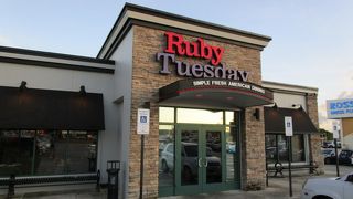 ちょっと高級感あるファミレス