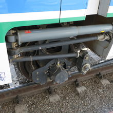 一軸独立車輪とTalgoのロゴ