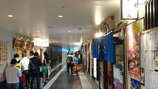 牛たんも、すしも