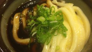 老舗伊勢うどん屋