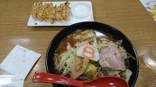 八番麺屋 金沢駅店