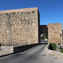城壁と門
