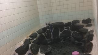 道後よりも泉質は上と評判