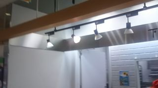 駅ビルで名産弁当いろいろあります。