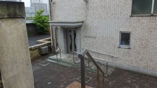 昔のかちどき橋のモーターがででーんと。