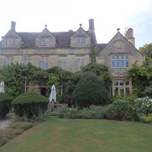 Barnsley House