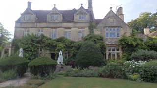 Barnsley House