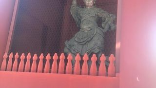 一日かけても興味の尽きない広大な寺院です。