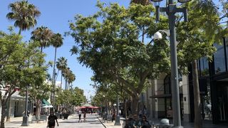 ショッピングはここで！