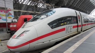 日本の新幹線と比べると？