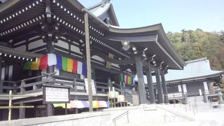 年に一回、必ずお詣りに行きます.