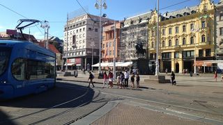 旧市街の入り口